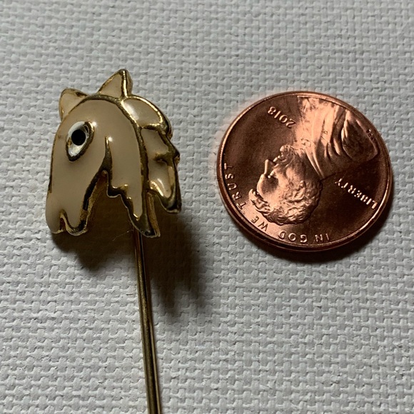 Horse stick pin. Lapel pin - Picture 8 of 8